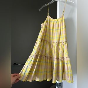 Never worn DRA short dress. Perfect for summer! Adjustable straps